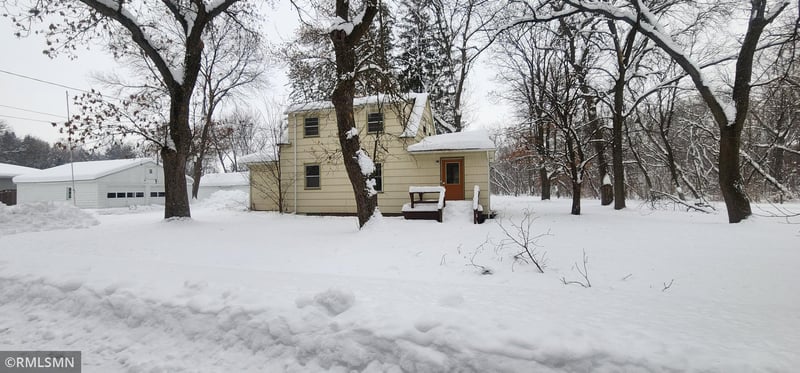 9043 28th St N, Lake Elmo, MN 55042