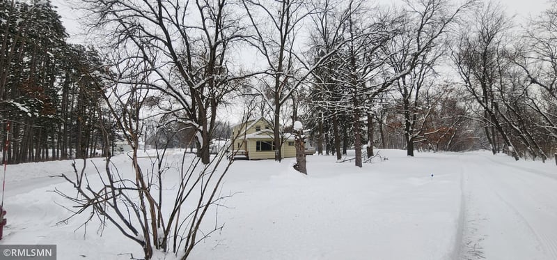 9043 28th St N, Lake Elmo, MN 55042