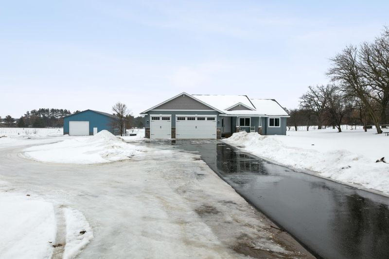 18889 95th St SE, Becker, MN 55308