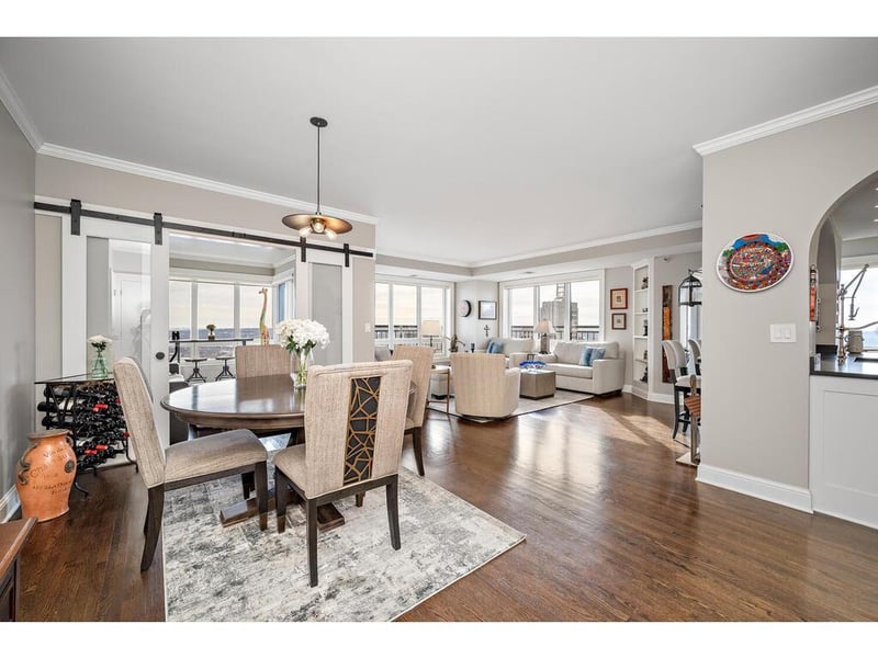 168 6th St E #3701, Saint Paul, MN 55101