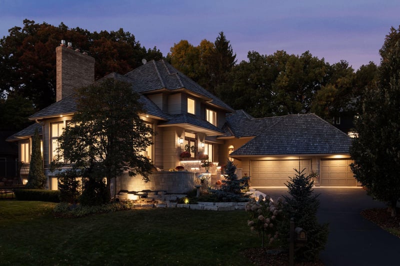 5004 Nob Hill Dr, Edina, MN 55439
