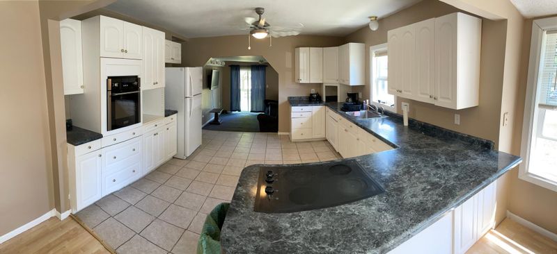 1216 Main Ave N, Thief River Falls, MN 56701