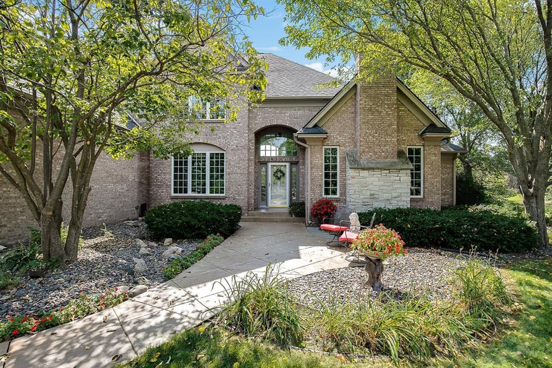 9241 Wedgewood Point, Woodbury, MN 55125