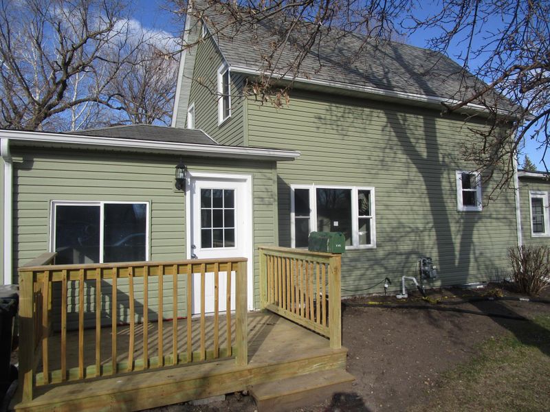 510 W 7th St, Morris, MN 56267