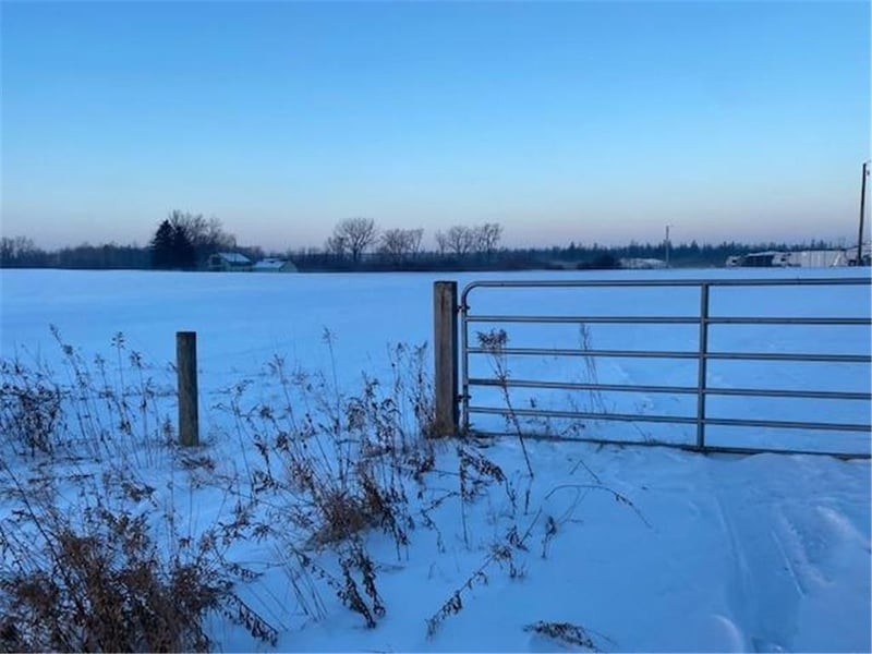 14384 W Freeway Dr, Columbus, MN 55025