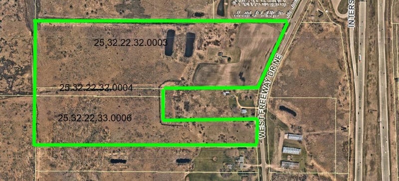 14384 W Freeway Dr, Columbus, MN 55025