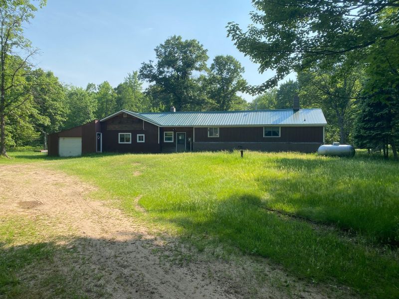 8659 Olsen Rd, Webster, WI 54893