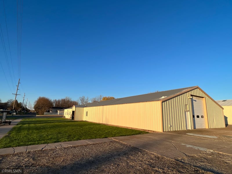 412 5th Ave NW, New Prague, MN 56071