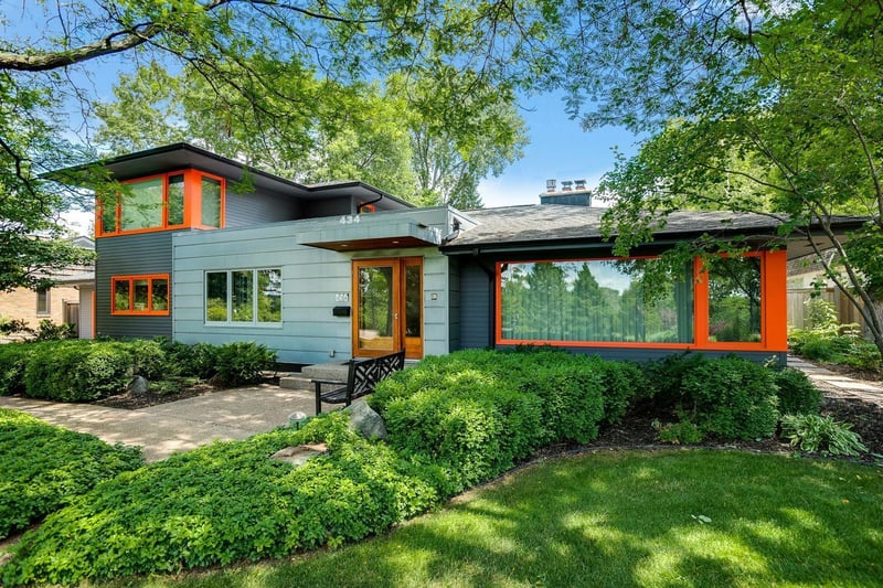 434 Mississippi River Blvd S, Saint Paul, MN 55105