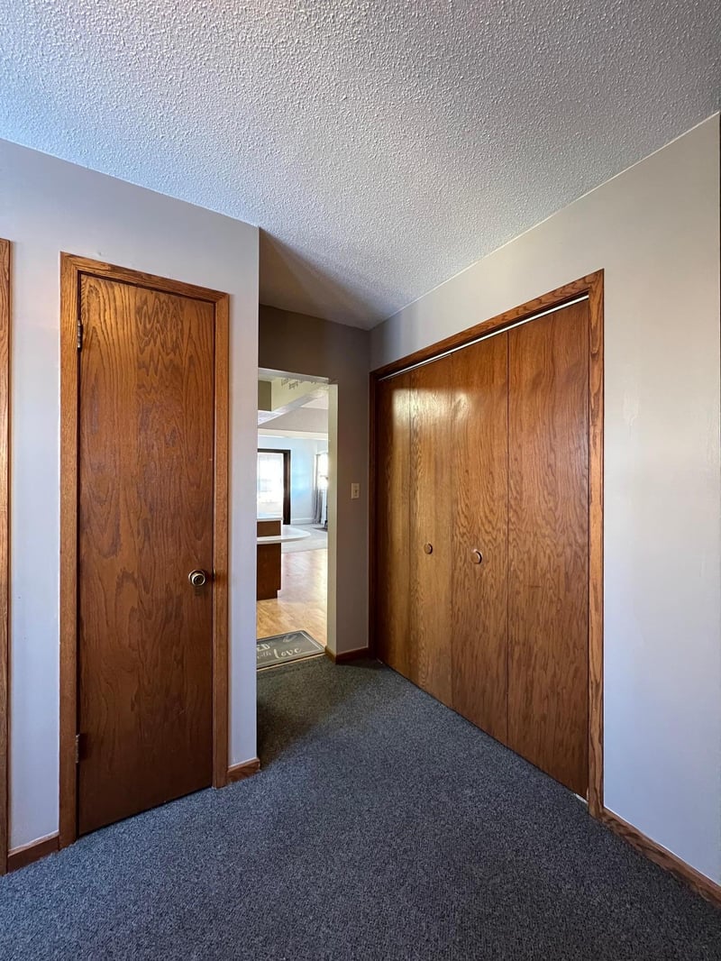 150 2nd St N, Middle River, MN 56737
