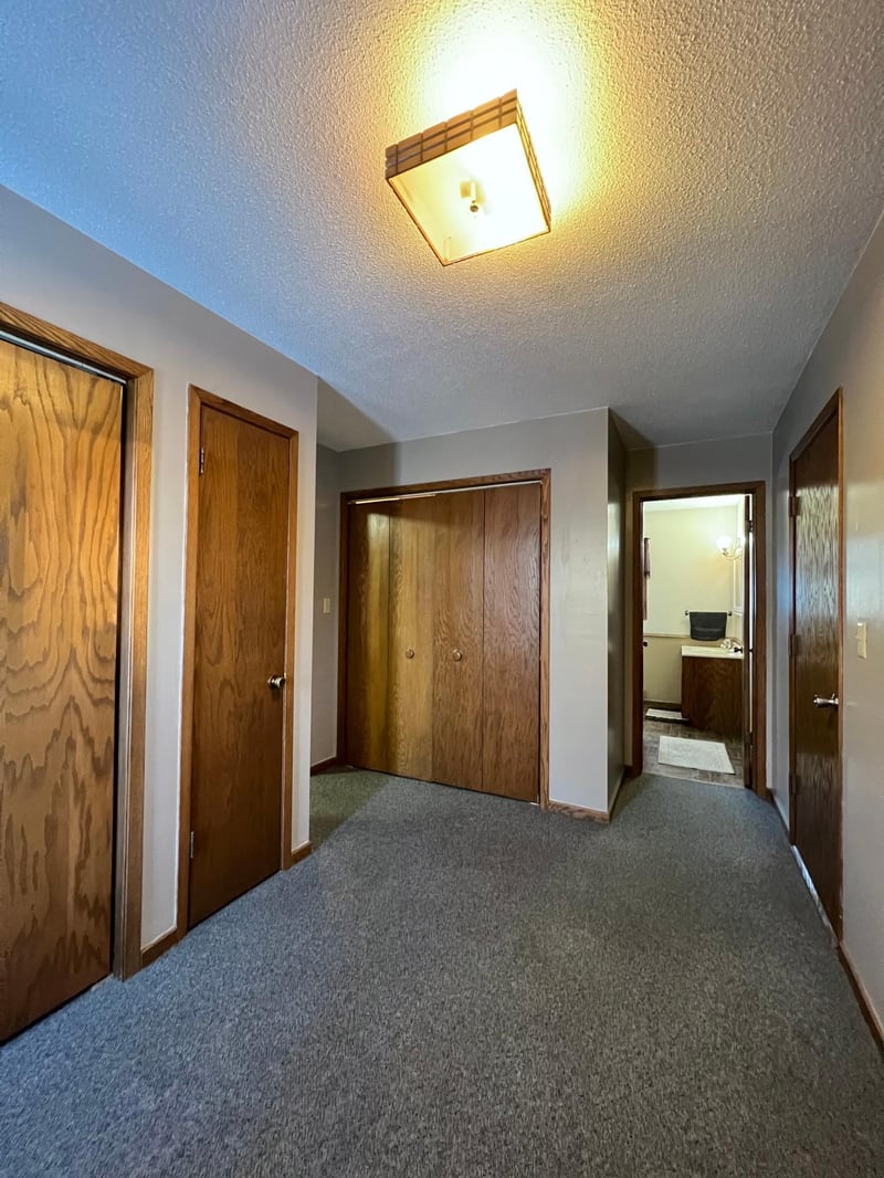 150 2nd St N, Middle River, MN 56737