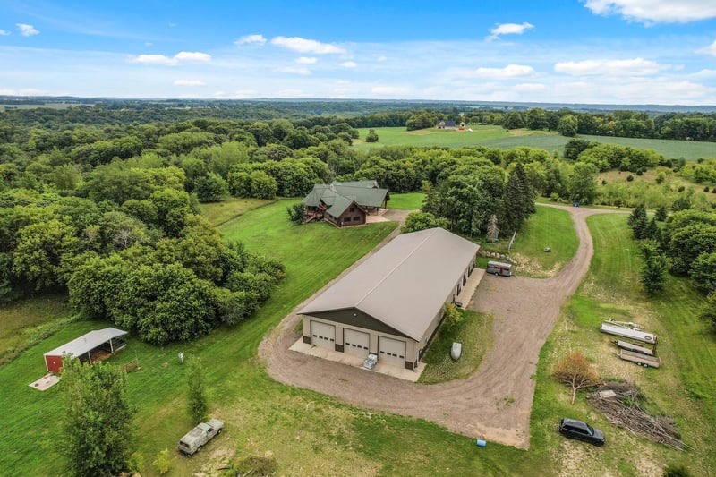 16550 County Road 40, Carver, MN 55315