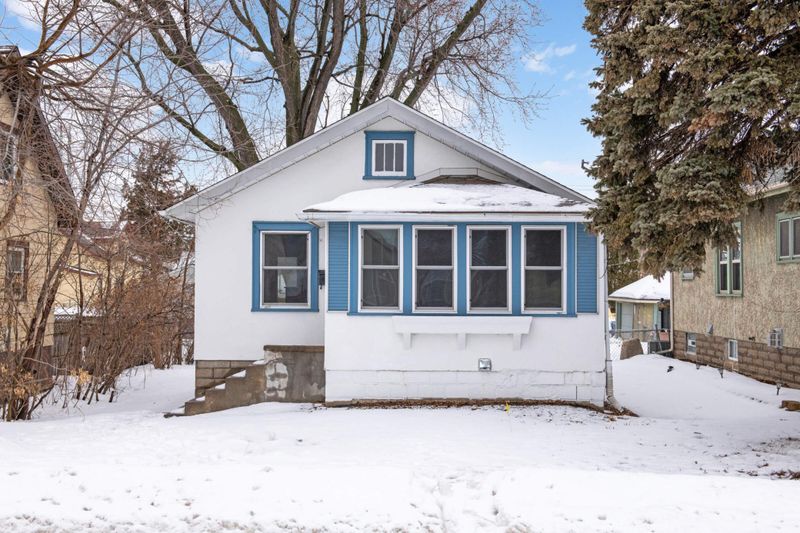 2830 Grand St NE, Minneapolis, MN 55418