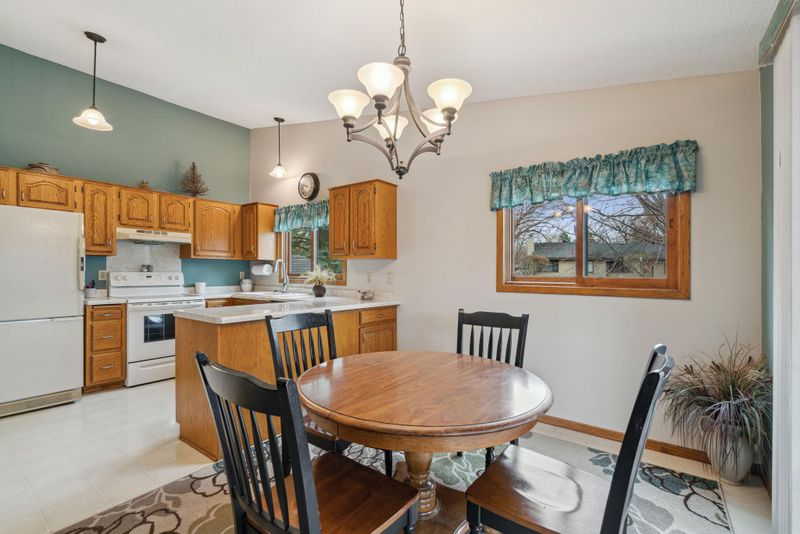 4428 Arden View Ct, Arden Hills, MN 55112