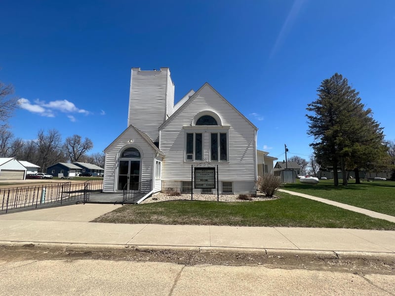 116 N Bishop, Rushmore, MN 56168