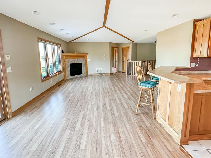 8695 Swan View Ln, Brownsville, MN 55919