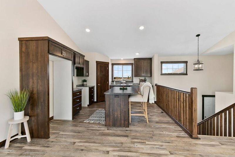 816 11th Ave SW, Rice, MN 56367
