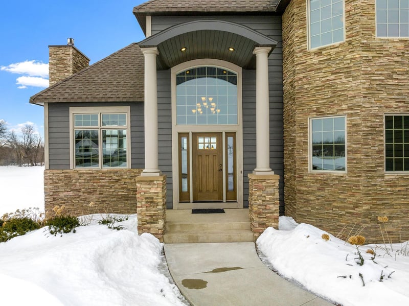 29415 211th Ln, Henderson, MN 56044