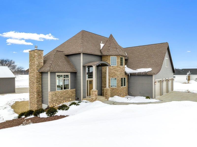 29415 211th Ln, Henderson, MN 56044