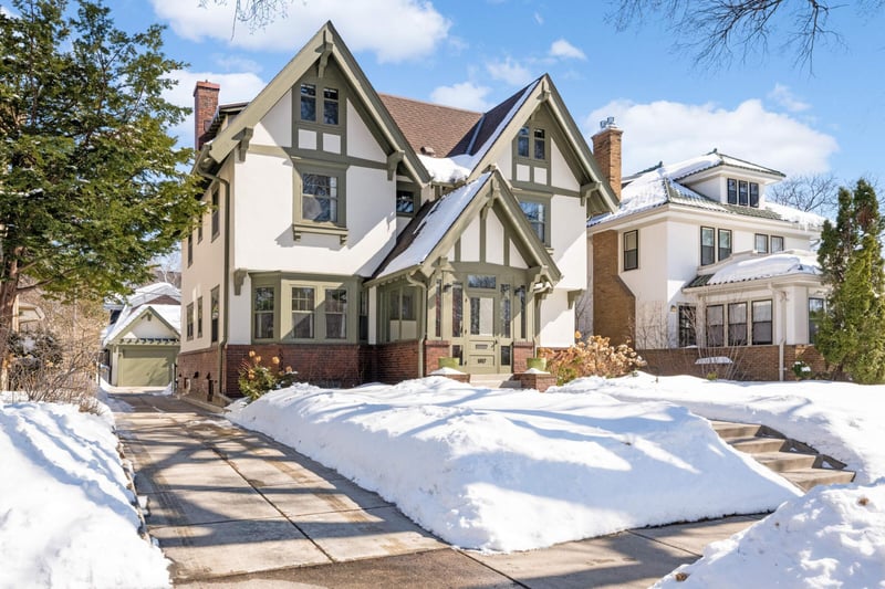1817 Knox Ave S, Minneapolis, MN 55403