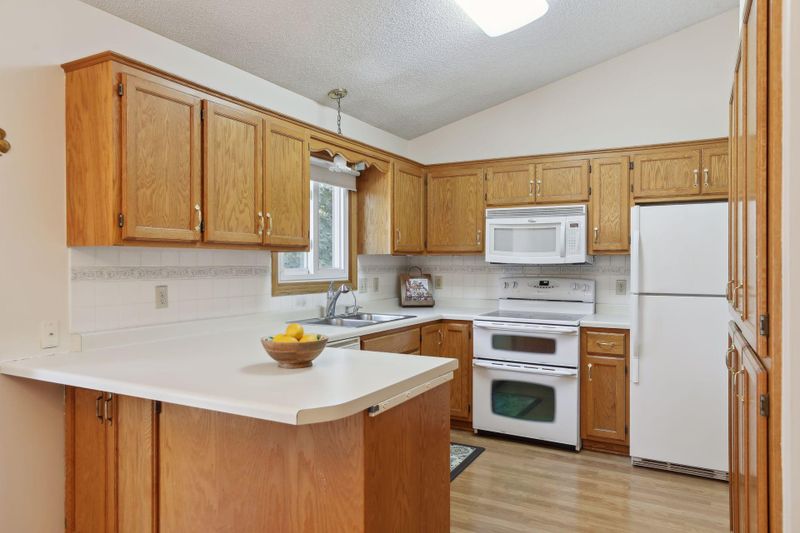 12170 Wedgewood Dr NW, Coon Rapids, MN 55433