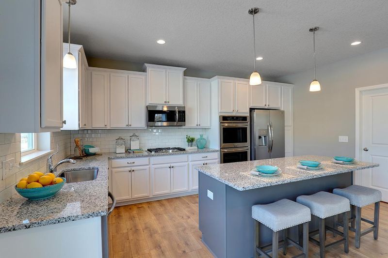 3177 Sunshine Curve, Prior Lake, MN 55372