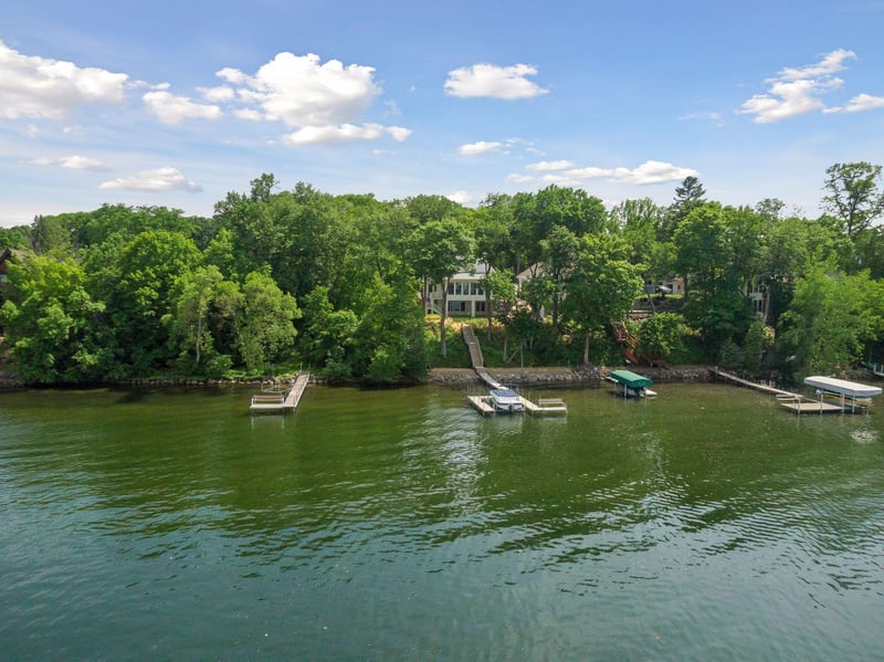 754 Old Beach Ln, Waconia, MN 55387