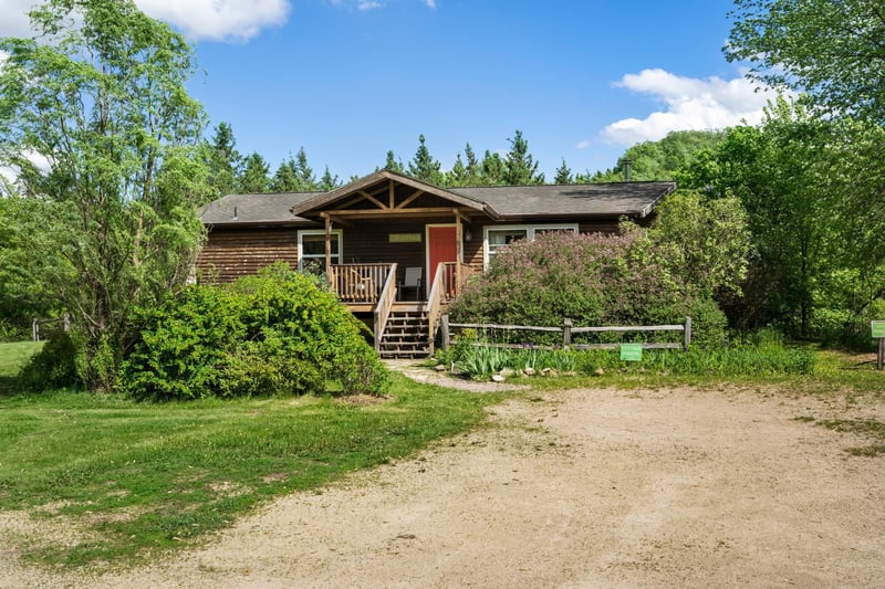 W3671 200th Ave, Maiden Rock, WI 54750