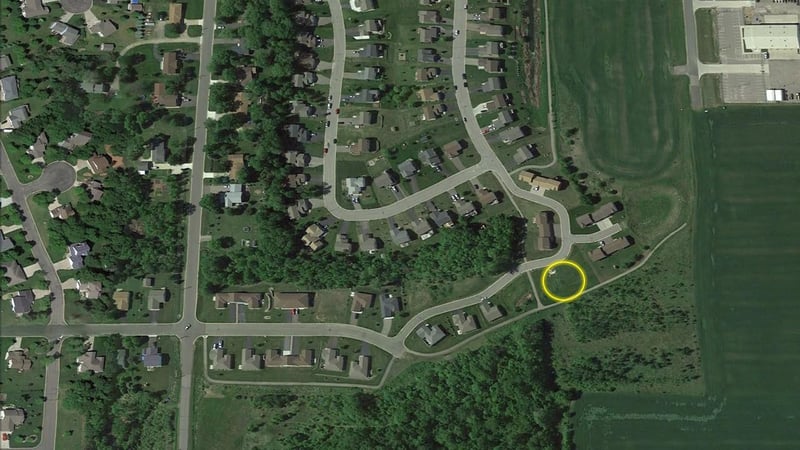330 Jefferson Ln, Saint Joseph, MN 56374