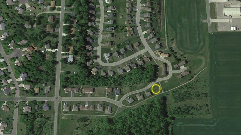 336 Jefferson Ln, Saint Joseph, MN 56374