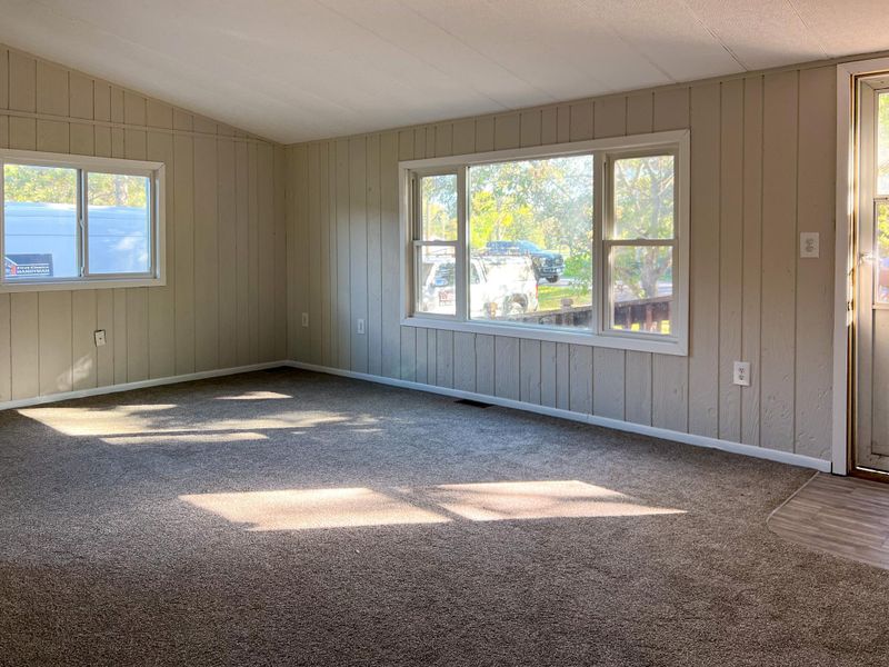 14738 84th St NE, Elk River, MN 55330