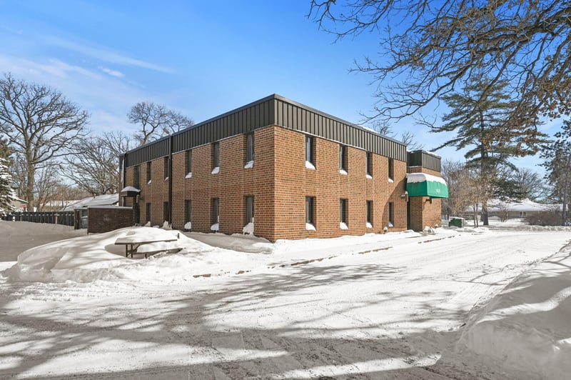 1635 Coon Rapids Blvd NW, Coon Rapids, MN 55433