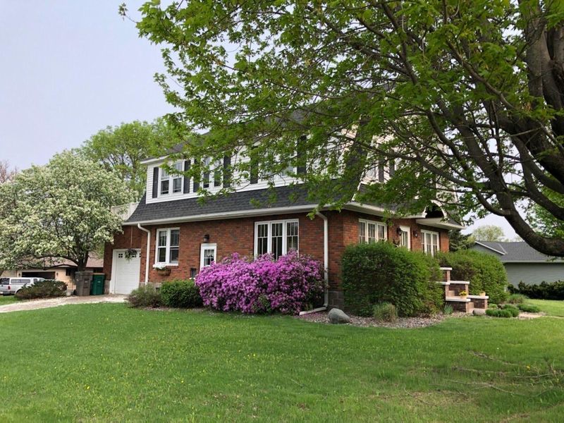 912 Martys Way, Osceola, WI 54020