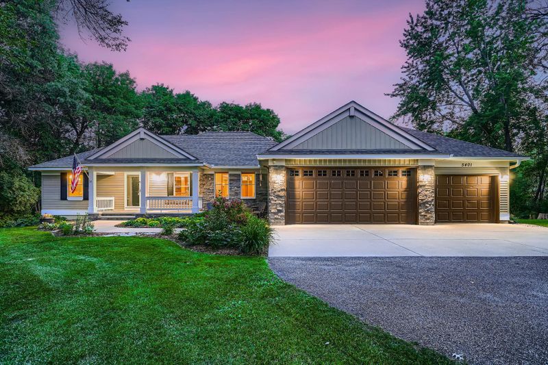 5401 245th St, Forest Lake, MN 55025