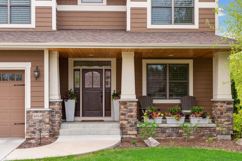 4649 Bluebell Trl N, Medina, MN 55340