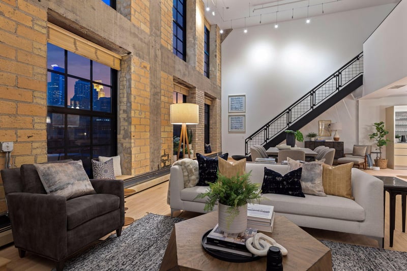 117 Portland Ave #702, Minneapolis, MN 55401