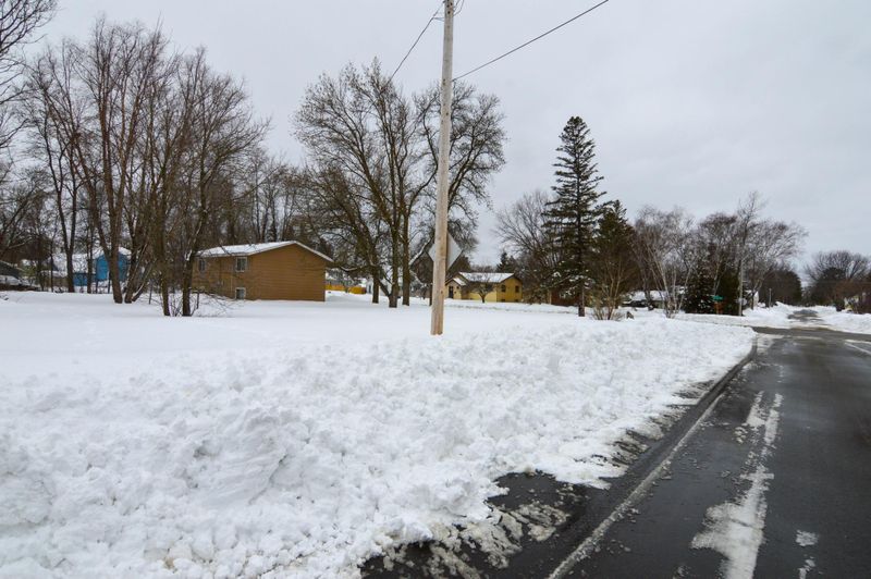 1306 Chicago Ave, Brainerd, MN 56401