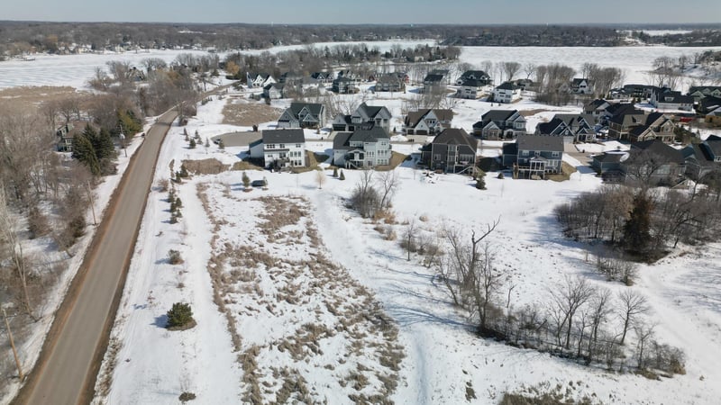 6847 Lily Ln, Minnetrista, MN 55331