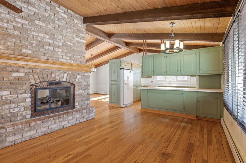 8700 202nd St N, Forest Lake, MN 55025