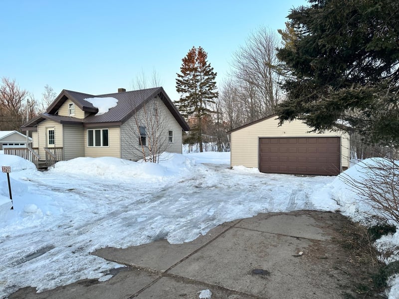 3755 Haines Rd, Hermantown, MN 55811