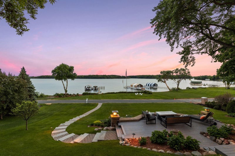 2462 Lafayette Rd, Wayzata, MN 55391