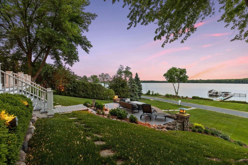 2462 Lafayette Rd, Wayzata, MN 55391