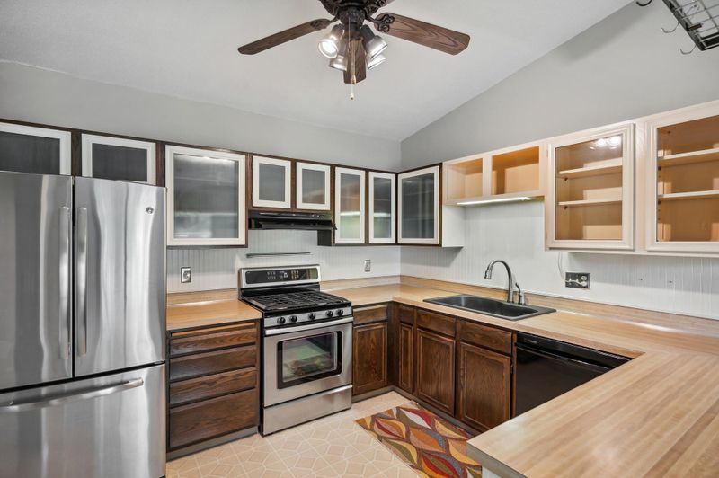 13820 78th Pl N, Maple Grove, MN 55311