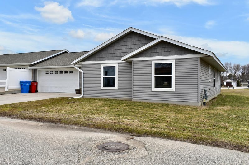 116 Schultz St, Utica, MN 55979