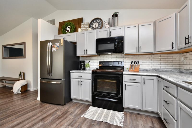116 Schultz St, Utica, MN 55979