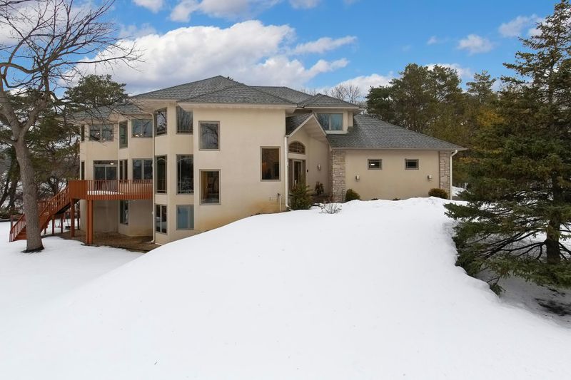 1900 Yorkshire Ave S, Minnetonka, MN 55305