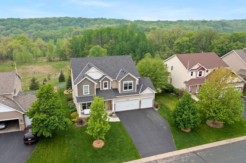 2796 Hawk Ridge Rd NW, Prior Lake, MN 55372