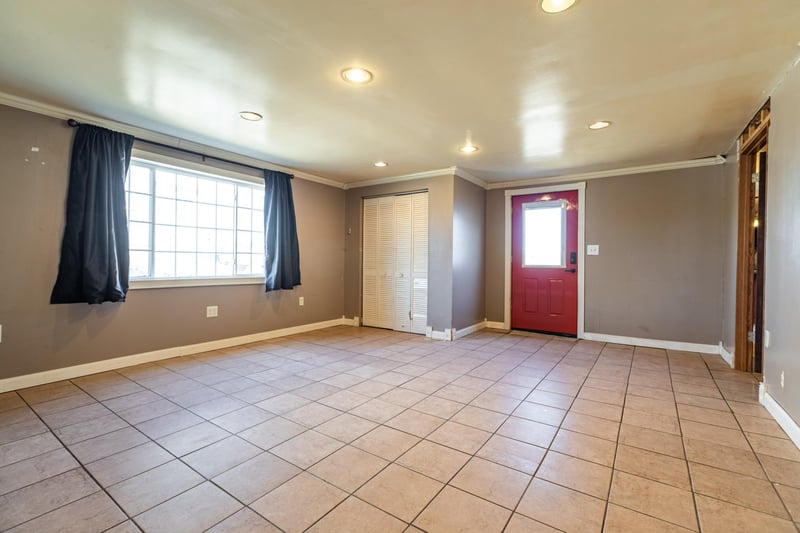 16900 Fremont Dr, Utica, MN 55979