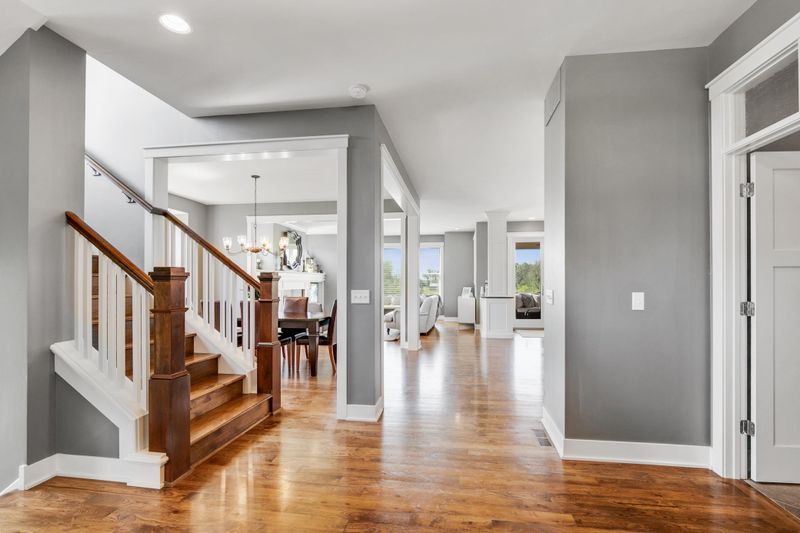 6265 Broadview Dr, Prior Lake, MN 55372