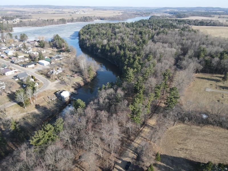 Unit 8 297th St, Eau Galle, WI 54737